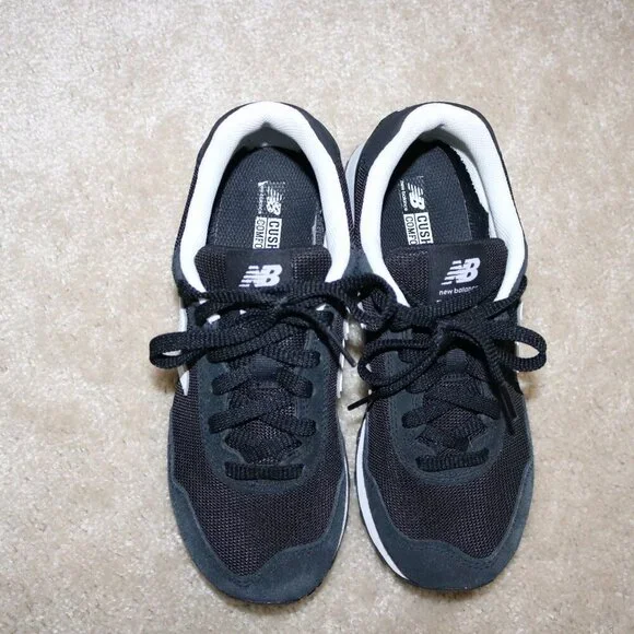 New Balance Black and White Athletic Shoes - Picture 2 of 4